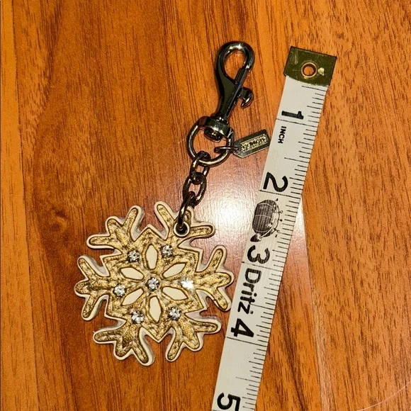 Coach Snowflake ❄️ Leather Keychain Bag Charm - Picture 5 of 14